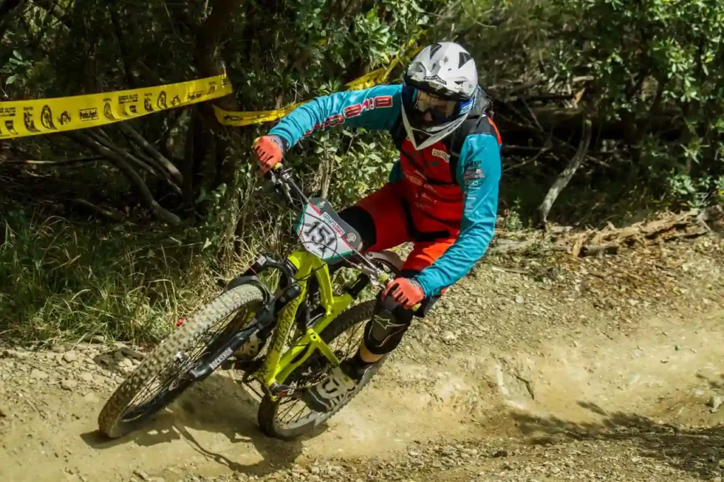 A rider in e bike helmet full face